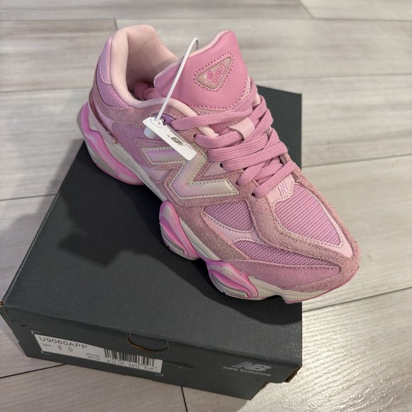 New Balance Women's Pink Layered Sole Sneakers - Picture 2 of 5
